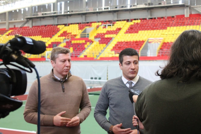 kosharka-rakomet-i-tenis-vo-isto-vreme-vo-sc-boris-trajkovski2